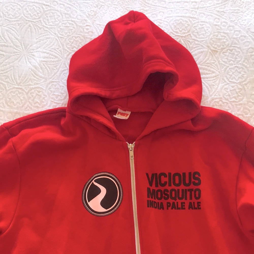 Sunriver Brewery Hoodie Red XL